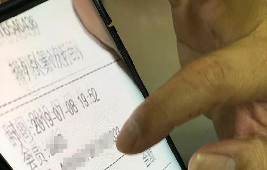 海南私彩江湖：窝点藏身宿舍区 高赔率广告吸引玩家