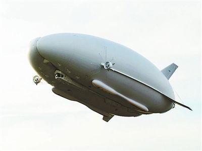 世界最长飞机能连飞三星期 不需跑道起降